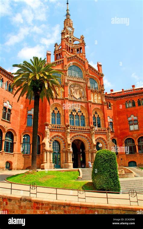 Administration Building Of The Modernist Enclosure Of The Hospital De