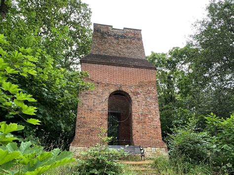 The Obelisk, Camberley, Surrey – The Folly Flaneuse