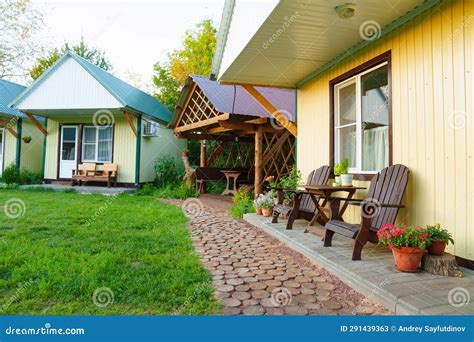 One Story Motel Houses Cozy And Comfortable Accommodation With Parking