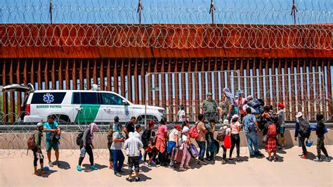 Corte Suprema De EU Bloquea Ley De Texas Que Permite Detener Migrantes