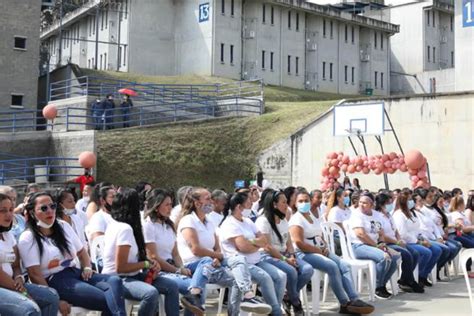 Alternativas A La Cárcel Mujeres Cabeza De Familia En Prisión