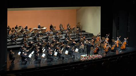 La ROSS Ofrece En El Maestranza Un Concierto Con El Pianista Leonel