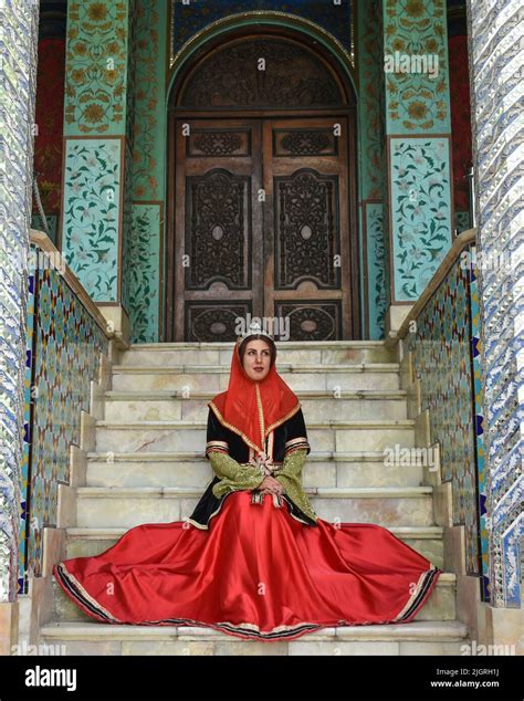 Persian Women Clothing