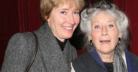 Emma Thompson and mum Phyllida Law pick up honorary degrees - Daily Star