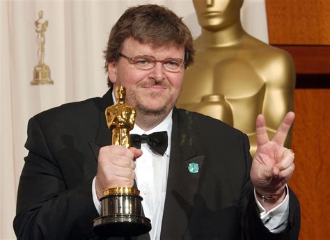 Michael Moore Finally Dusts Off, Delivers His 2003 Oscar Acceptance ...