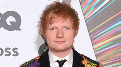 Ed Sheeran surpreende fãs novo álbum Autumn Variations cheio de emoções