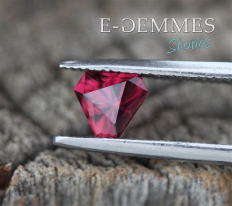 Grenat Rhodolite Carat Vendu E Gemmes Stones