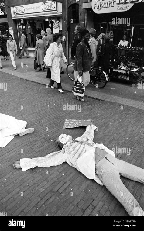 Demostración de armas nucleares cadáveres Ciudad de Haarlem