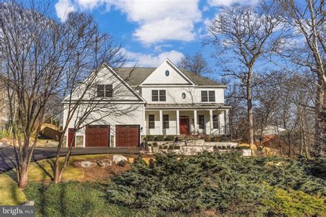 Julia Ave Mclean Va Mls Vafx Redfin