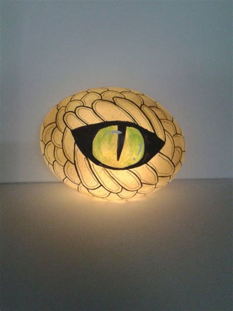 Light Up Dragon Eye Artbym