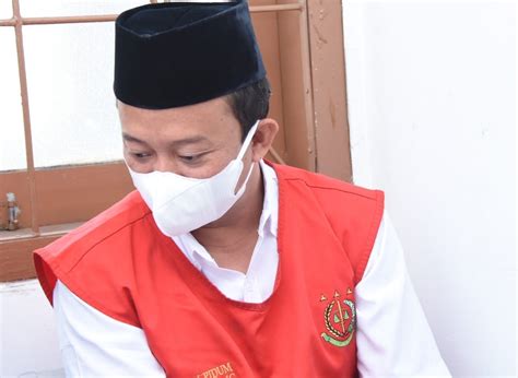 Predator Seks Herry Wirawan Dituntut Hukuman Mati Dan Kebiri Bimata