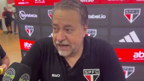 Presidente do São Paulo é questionado sobre déficit do clube