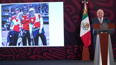 AMLO felicita a arqueras mexicanas por medalla de bronce en París 2024