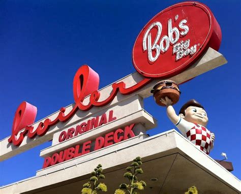 Classic American Eateries: Remember These Iconic Restaurant Chains?