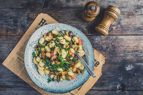 Gnocchi Salat Mit Getrockneten Tomaten Und Oliven Rezept