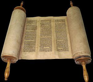 RARE COMPLETE HANDWRITTEN TORAH BIBLE SCROLL DEER SKIN 150 YRS MOROCCO ...