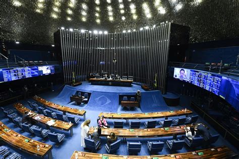 Ccj Do Senado Aprova Pec Que Amplia Per Odo Para Transposi O De