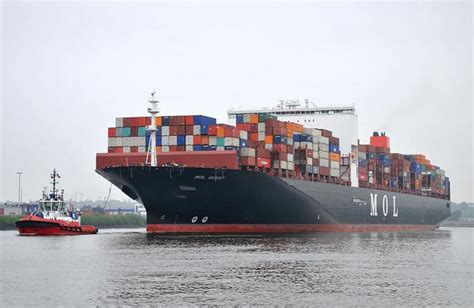 MOL Commande Des Porte Conteneurs De Plus De 20 000 EVP Mer Et Marine