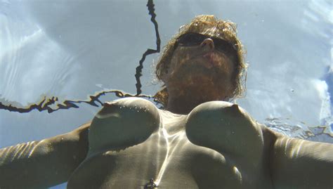 Underwater Hotties Vol K Unwtr D Porn Pic