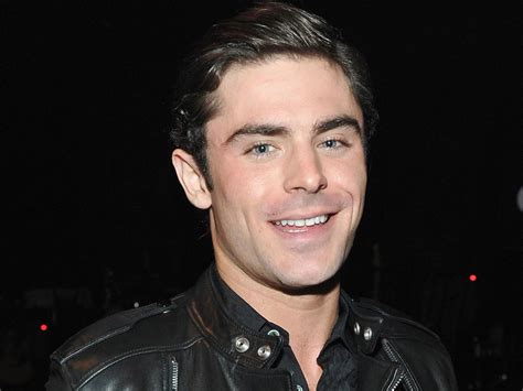Zac Efron And Vanessa Hudgens Photo Booth