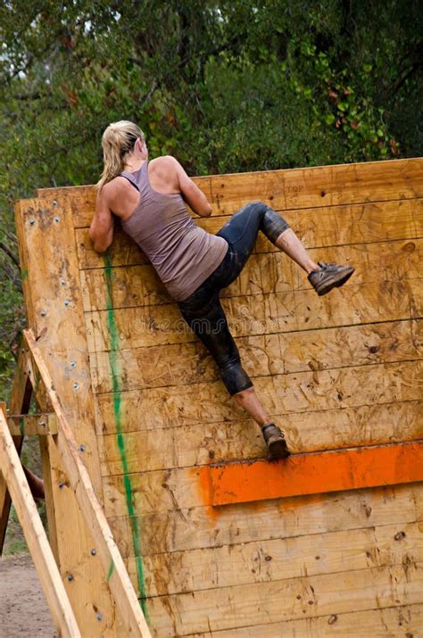 Mud Run Race Editorial Image Image Of Obstacle Participant 33331510