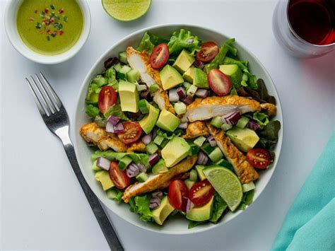 Salada de Avocado Molho de Jalapeño acelera o metabolismo