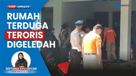 Densus Geledah Rumah Terduga Teroris Di Masaran Sragen Senpi