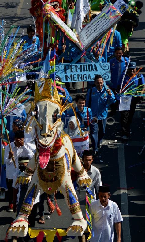 Tradisi Dugderan Menyambut Ramadan Antara Foto