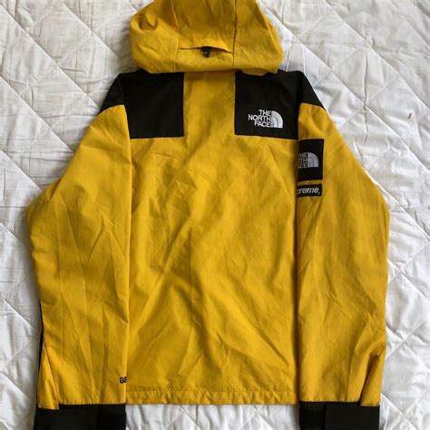 SUPREME X THE NORTH FACE ARC LOGO MOUNTAIN PARKA YELLOW S S 2019