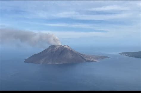 Pemerintah Akan Bangun Huntap Untuk Korban Erupsi Gunung Ruang