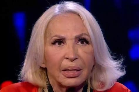 Giro Sorpresa En GH VIP Laura Bozzo Se Cambia De Equipo Y Abandona A