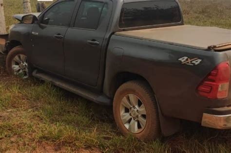 Midianews Gefron Recupera Hilux De Juiz Na Fronteira De Mt A Bol Via