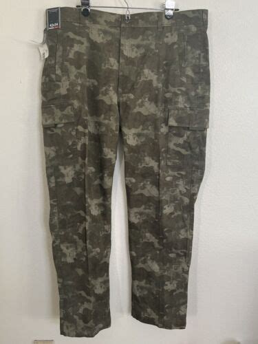 Roundtree And Yorke Cargo Pants Mens Classic Fit Stretch Camouflage Size