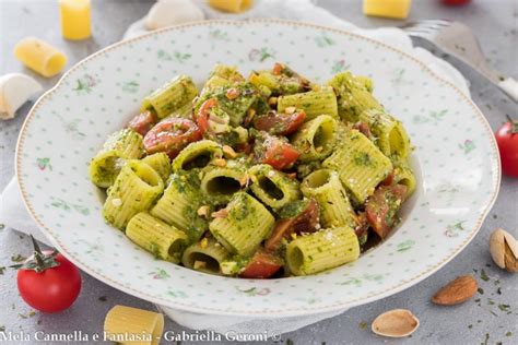 Pasta Con Pesto Di Rucola E Pomodorini Ricetta Facile E Veloce