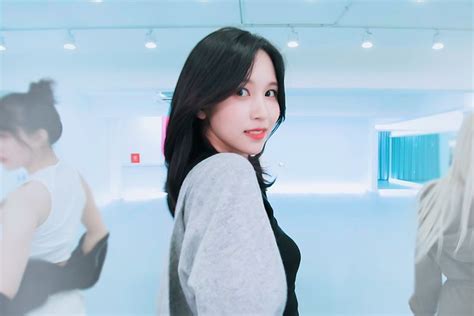 Ghim của Sheen trên Myoui Mina