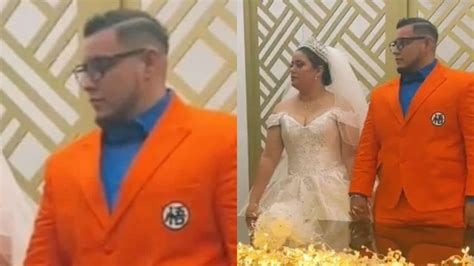 Una Boda Saiyajin Novio Se Casa Con Traje Estilo Dragon Ball