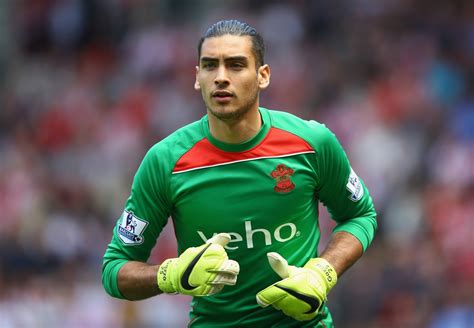 Tottenham Lining Up Move For Southamptons Paulo Gazzaniga As First