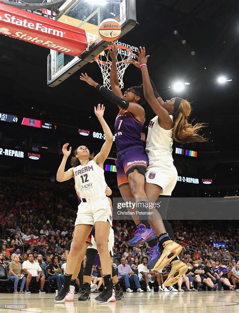 Diamond Deshields Of The Phoenix Mercury Attempts A Shot Against Nia