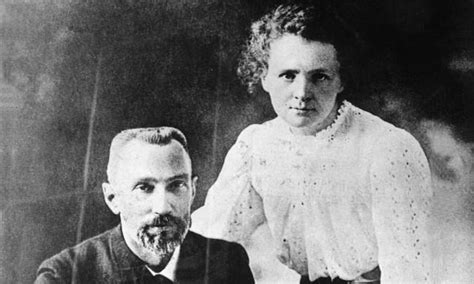 Marie V Pierre Curie