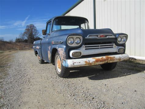 Chevrolet Apache Short Bed Fleetside Big Window Classic