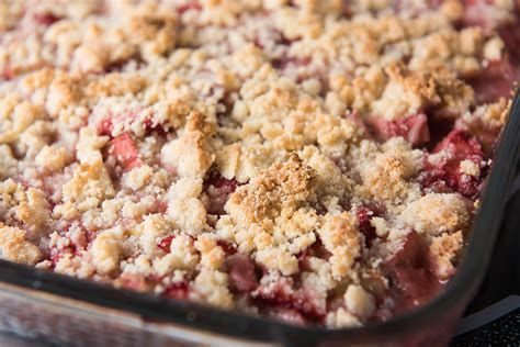 Pineapple Rhubarb Crisp