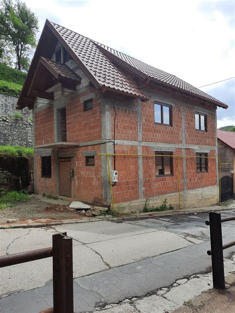 Casa La Rosu Parter Etaj Resita Olx Ro