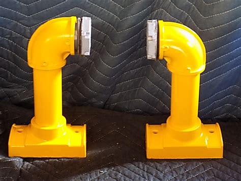 New Traffic Light Mounting Armbracket Wall Mount Set Of 2