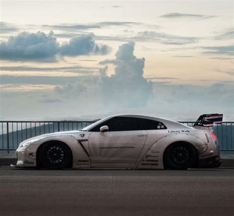 Wataru Kato On Instagram Liberty Walk Lbworks Nissan Gtr R Japan