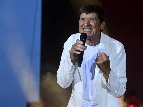 Il Concerto Di Gianni Morandi Nel Parco Ducale Foto La Repubblica