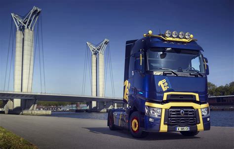 Wallpaper Renault On The Shore Tractor X Dark Blue Renault