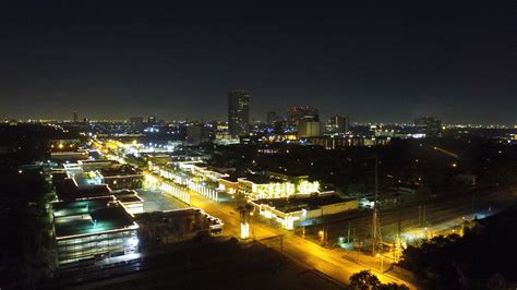 Highland Village at night : r/houston