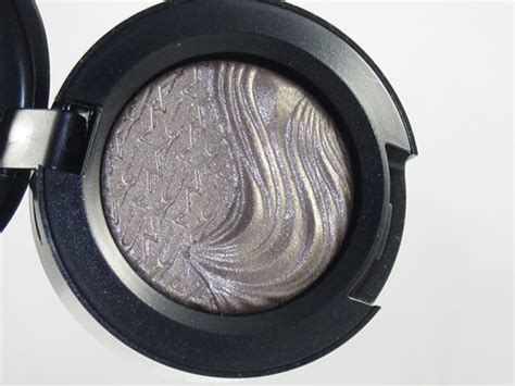 Mac Silver Dawn Extra Dimension Eyeshadow Review And Swatches Musings Of A Muse