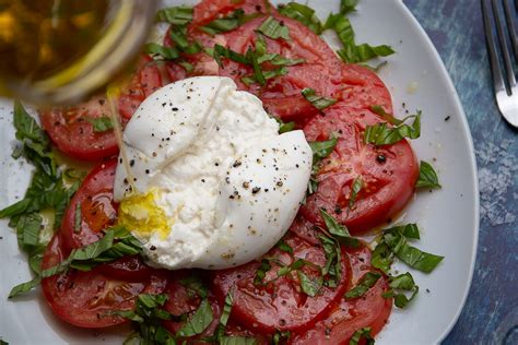 Burrata Caprese Salad Wickedstuffed