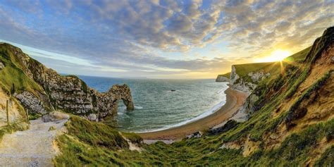 The Jurassic Coast Is Quite Possibly The Most Beautiful Place In England With A Prehistoric